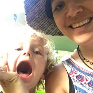 Meet your Posher, Amy